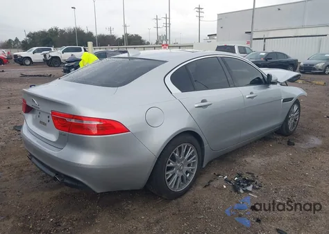 2017 Jaguar Xe z USA, uszkodzony, nr VIN SAJAD4BG7HA961082
